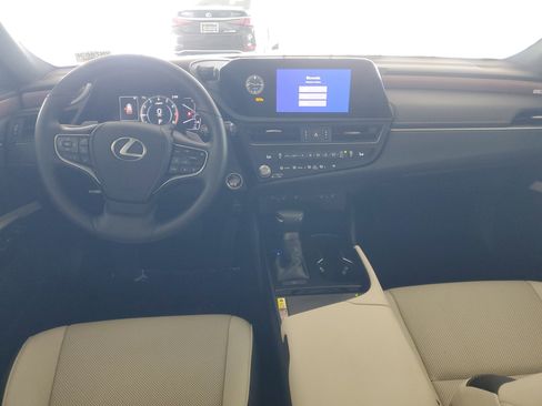 Used 2025 Lexus ES 350 w/ Premium Package image 15