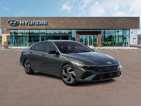 New 2026 Hyundai Elantra SEL Sport Premium image 18