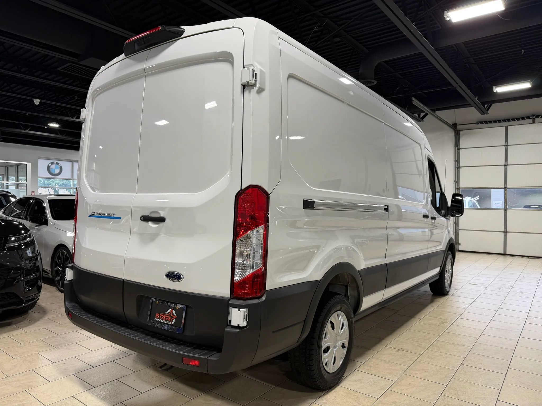 Used 2023 Ford E-Transit Medium Roof RWD image 8
