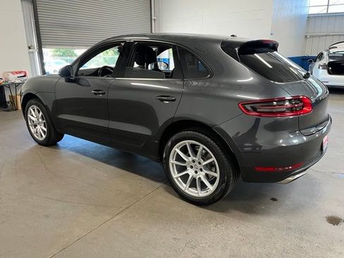 Used 2017 Porsche Macan AWD/4WD image 5