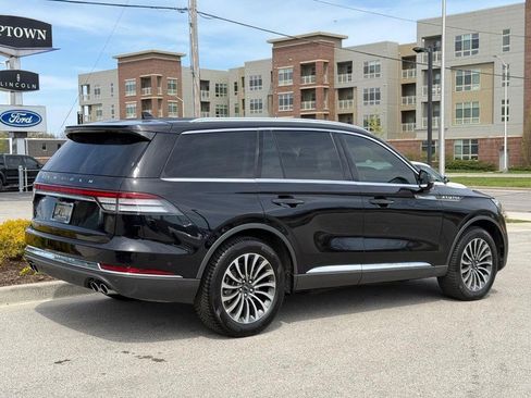 Certified 2022 Lincoln Aviator Reserve w/ Equipment Group 201A AWD/4WD image 3