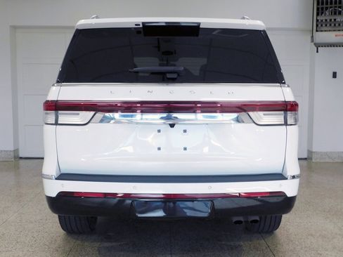 Used 2024 Lincoln Navigator Reserve w/ Equipment Group 201A image 8