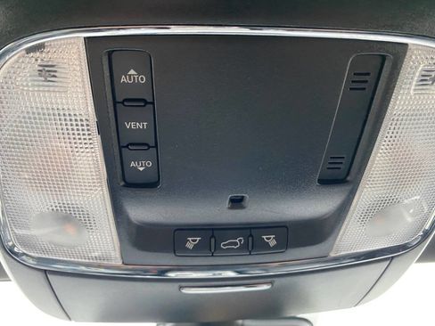 Used 2020 Jeep Grand Cherokee Laredo w/ Quick Order Package 2BN North image 42