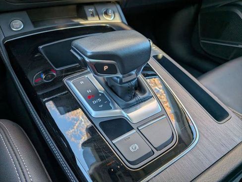 Certified 2024 Audi Q5 2.0T Premium Plus image 16