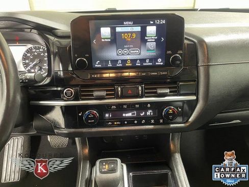 Used 2023 Nissan Pathfinder SL w/ Lighting Package (N92) AWD/4WD image 17