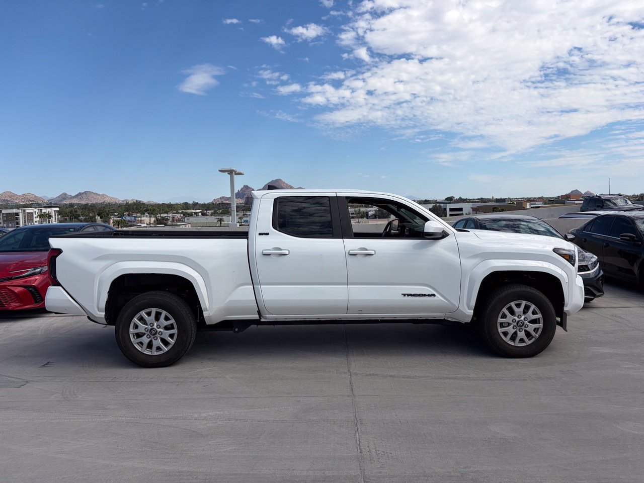 Used 2025 Toyota Tacoma SR5 AWD/4WD image 3