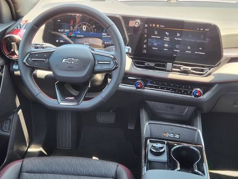 Used 2025 Chevrolet Equinox RS w/ Safety and Technology Package FWD image 29