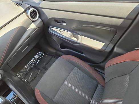 Used 2024 Nissan Versa SR w/ Trunk Package image 12