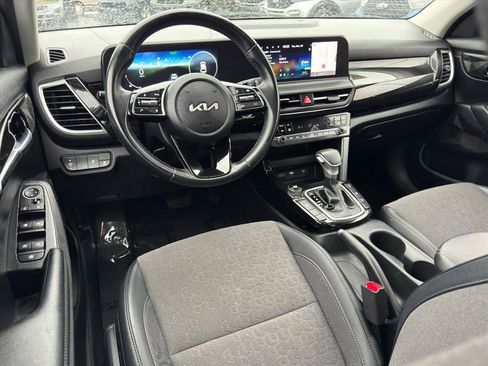 Used 2024 Kia Seltos S image 10