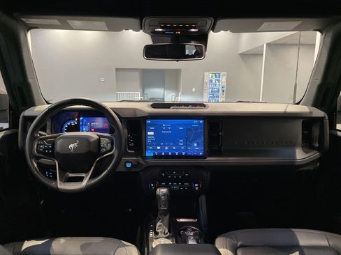 Used 2024 Ford Bronco Black Diamond image 33