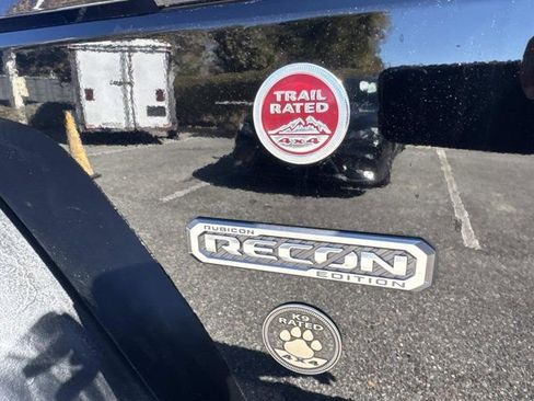 Used 2017 Jeep Wrangler Unlimited Rubicon image 7