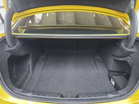 Used 2018 BMW M3 RWD image 14