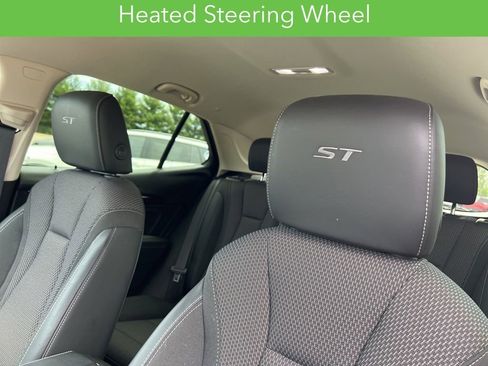 Used 2023 Buick Envision Preferred FWD image 31
