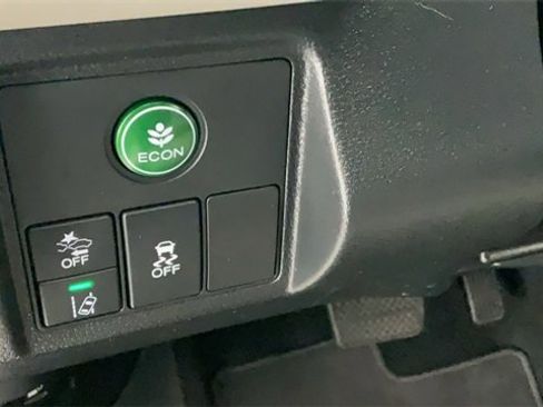 Certified 2022 Honda HR-V EX image 19