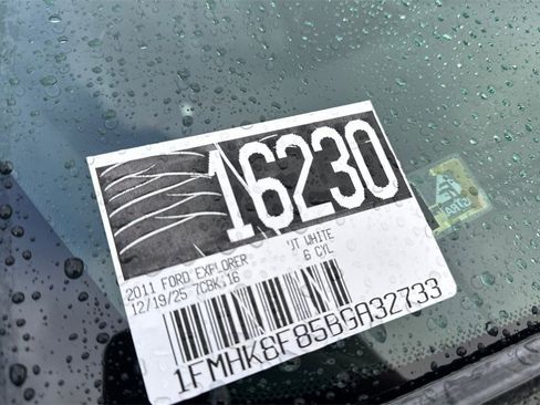 Used 2011 Ford Explorer Limited w/ 302A Rapid Spec Order Code image 3