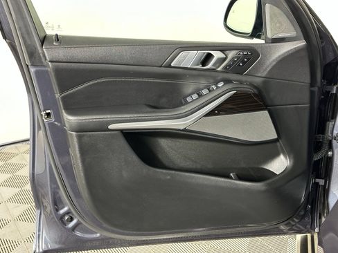 Used 2021 BMW X7 xDrive40i w/ Premium Package AWD/4WD image 44