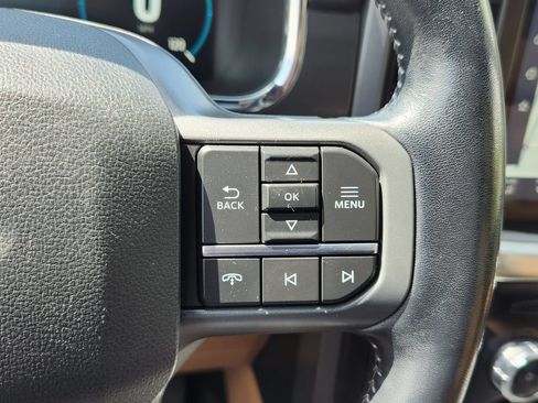 Used 2022 Ford F150 Lariat w/ Equipment Group 502A High AWD/4WD image 21