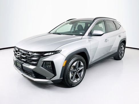 Used 2025 Hyundai Tucson SEL FWD image 3