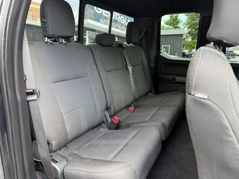 Used 2015 Ford F150 XLT w/ Equipment Group 302A Luxury AWD/4WD image 15