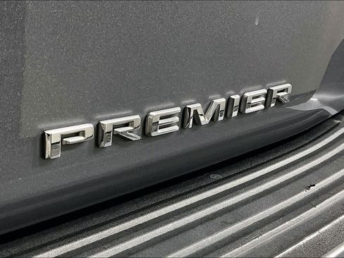 Used 2021 Chevrolet Tahoe Premier w/ Premium Package image 10