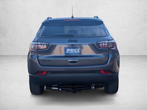 Used 2022 Jeep Compass Altitude image 6