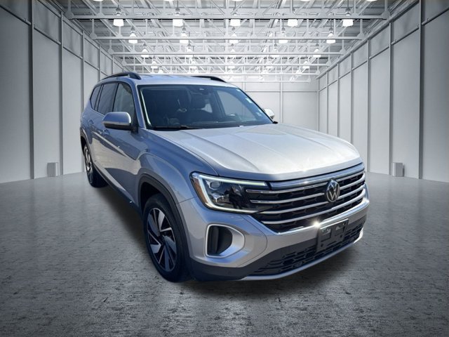 Used 2025 Volkswagen Atlas SE FWD image 7