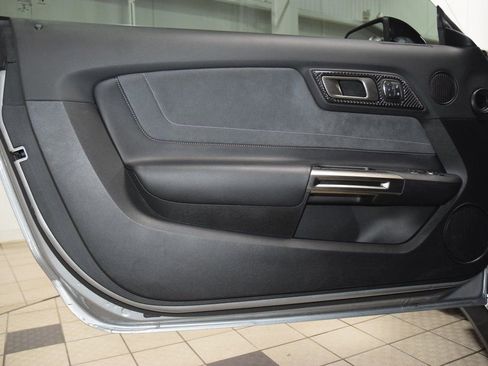 Used 2020 Ford Mustang Shelby GT350 w/ Technology Package image 43