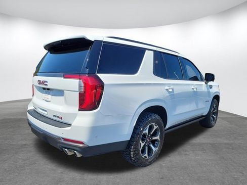 Used 2026 GMC Yukon AT4 Ultimate w/ LPO, Floor Liner Package AWD/4WD image 5