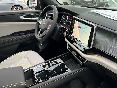 New 2026 Volkswagen Atlas Cross Sport SEL Premium R-Line AWD/4WD image 10