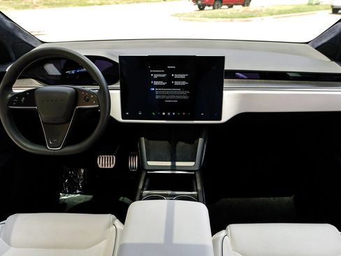 Used 2022 Tesla Model X Plaid AWD/4WD image 13