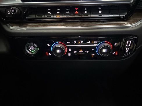 Used 2023 Chevrolet Silverado 1500 LT image 16