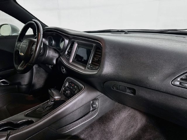 Used 2019 Dodge Challenger R/T RWD image 23