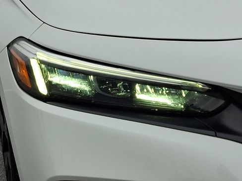 Certified 2023 Honda Civic Sport Touring image 9