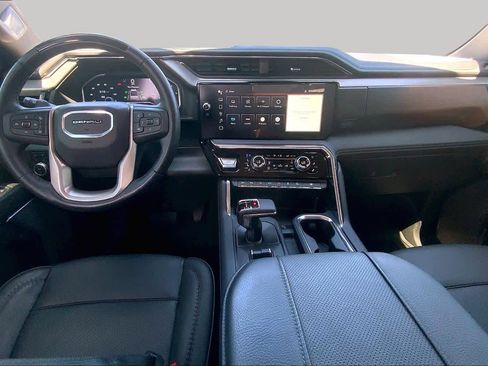 Used 2024 GMC Sierra 1500 Denali AWD/4WD image 15