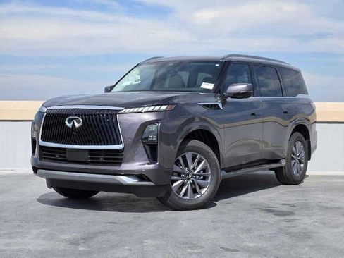 Certified 2026 INFINITI QX80 Pure w/ Cargo Package image 1