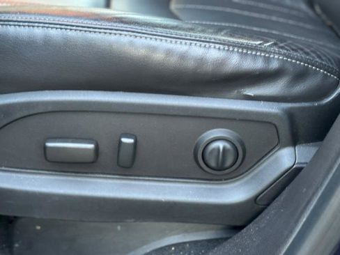 Used 2017 Buick Enclave Leather image 24