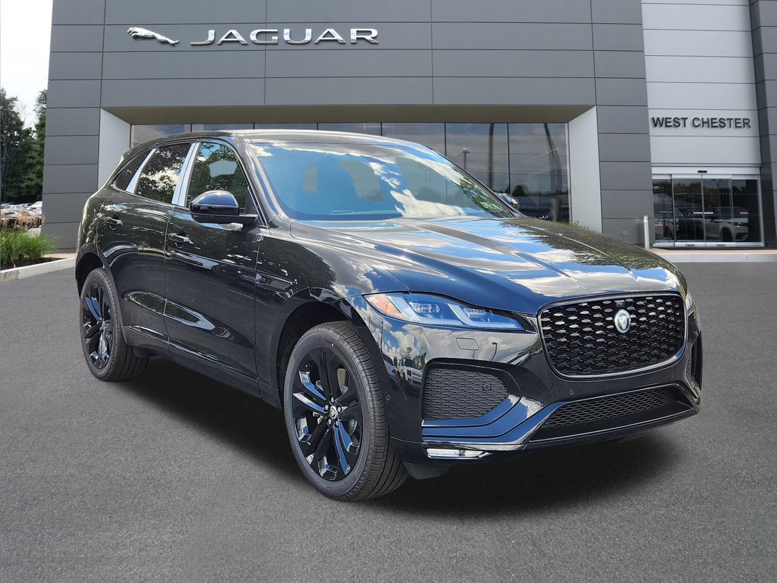New 2026 Jaguar F-PACE R-Dynamic S AWD/4WD image 2