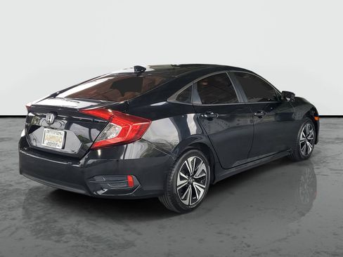 Used 2016 Honda Civic EX-L image 2