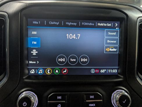 Used 2021 GMC Sierra 1500 AT4 w/ AT4 Premium Package AWD/4WD image 21