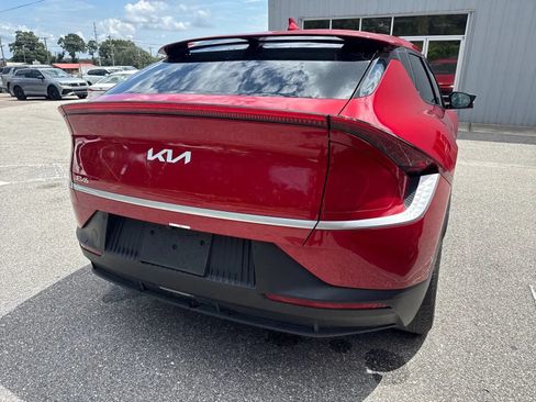 Used 2024 Kia EV6 Light AWD/4WD image 8
