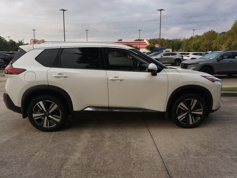 Used 2023 Nissan Rogue SL w/ SL Premium Package FWD image 21