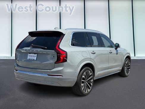 New 2026 Volvo XC90 B6 Plus w/ Protection Package Premier AWD/4WD image 3