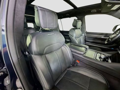 Used 2024 Jeep Grand Wagoneer L Series II w/ Quick Order Packagew 28T AWD/4WD image 32