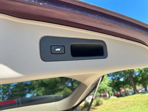 Used 2015 Honda Odyssey EX-L image 9