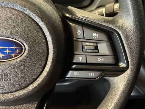 Used 2024 Subaru Crosstrek 2.0i image 11