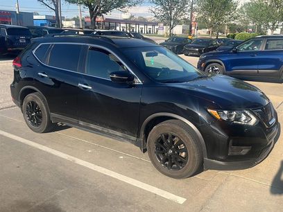 Used 2017 Nissan Rogue SV w/ Midnight Edition