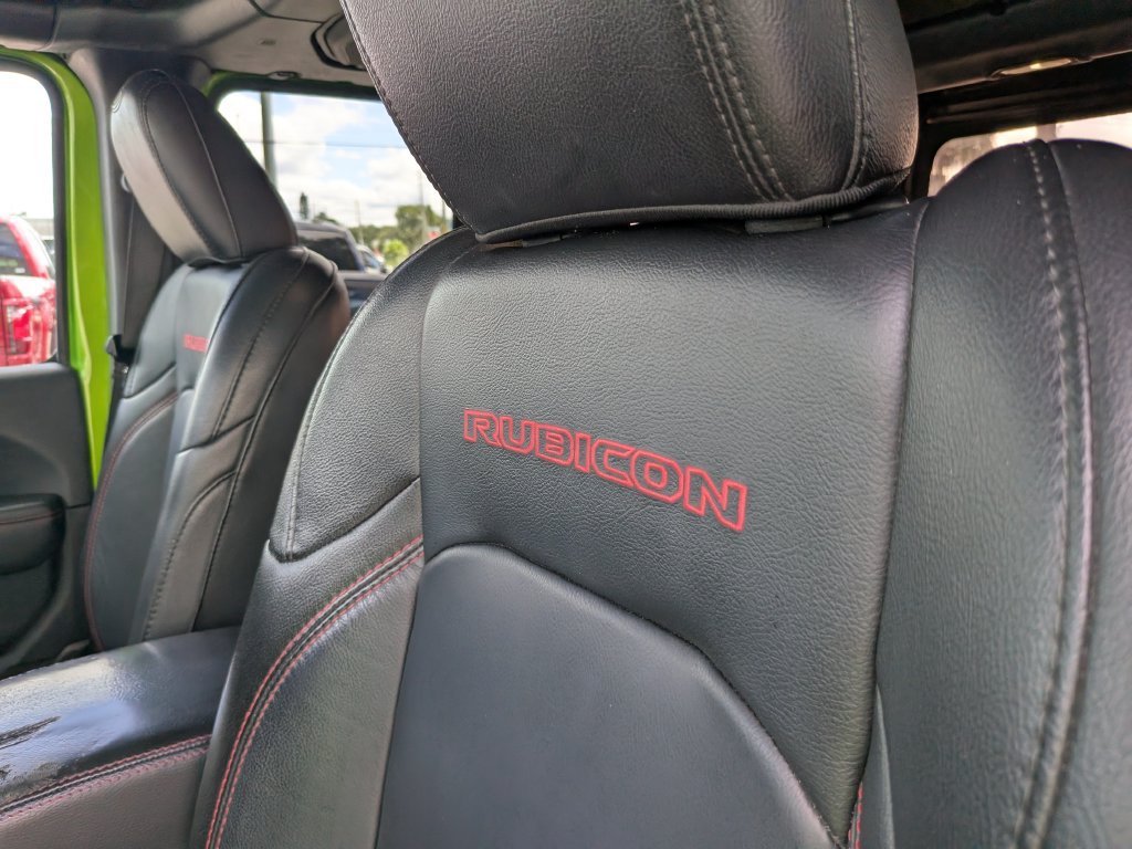 Used 2019 Jeep Wrangler Unlimited Rubicon w/ Dual Top Group AWD/4WD image 22