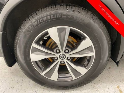 Used 2019 Nissan Murano S image 7