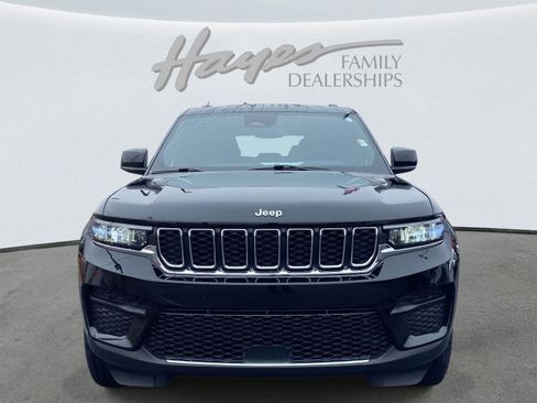 Certified 2024 Jeep Grand Cherokee Laredo image 36