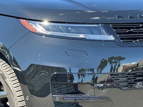 New 2025 Land Rover Range Rover Sport SE AWD/4WD image 9